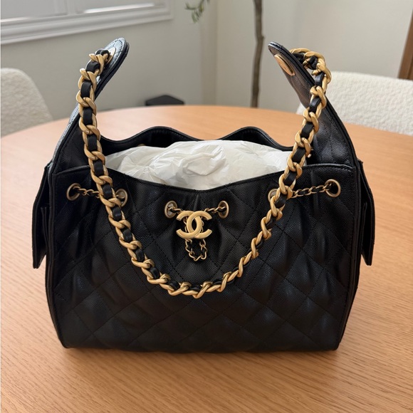 CHANEL Handbags - Chanel 25 Small Handbag